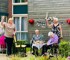 family joins platinum anniversary celebrations at Ashton Manor Care Home