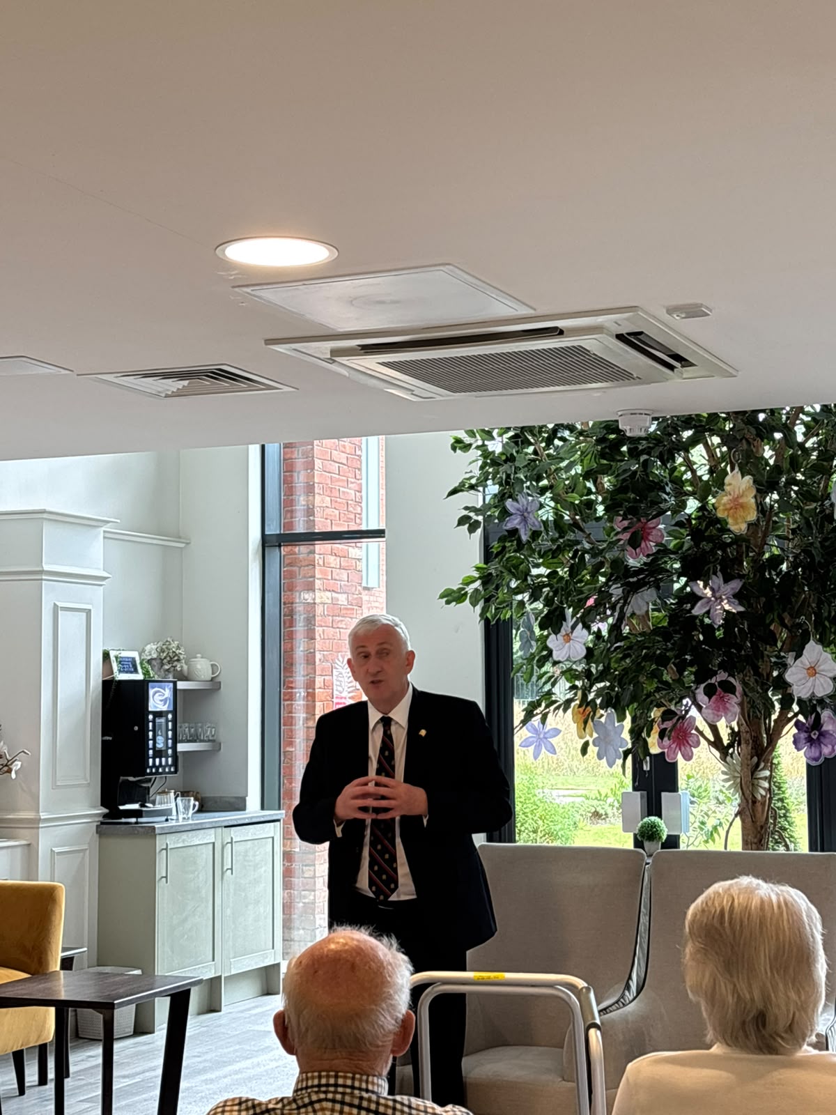 Lindsey Hoyle visits Astley View Care Home in Chorley